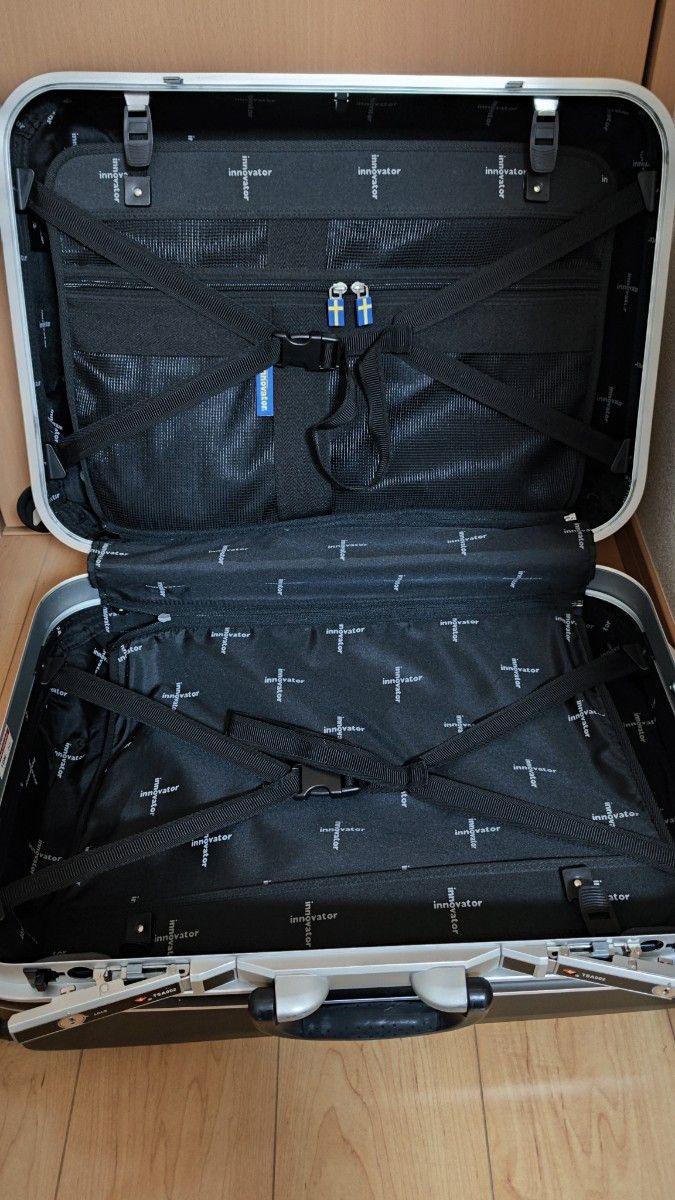【innovator】スーツケース 54L INV22E