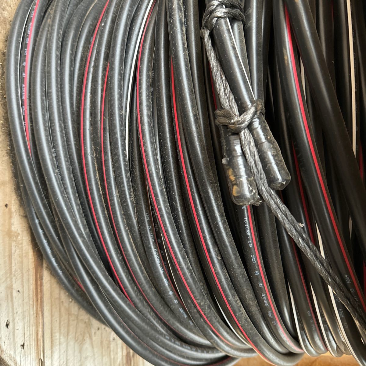 フジクラ 600V CVTケーブル 60SQ 128M 2023年製 送料無料