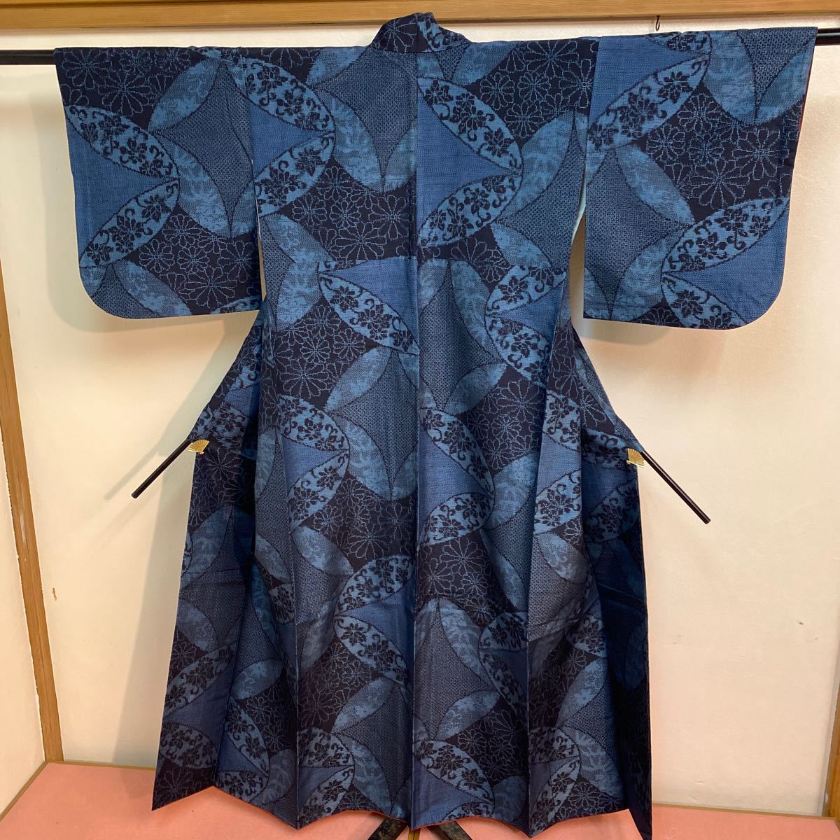 正絹 藍染紬袷 着物仕立て上がり未使用品　呉服屋廃業品