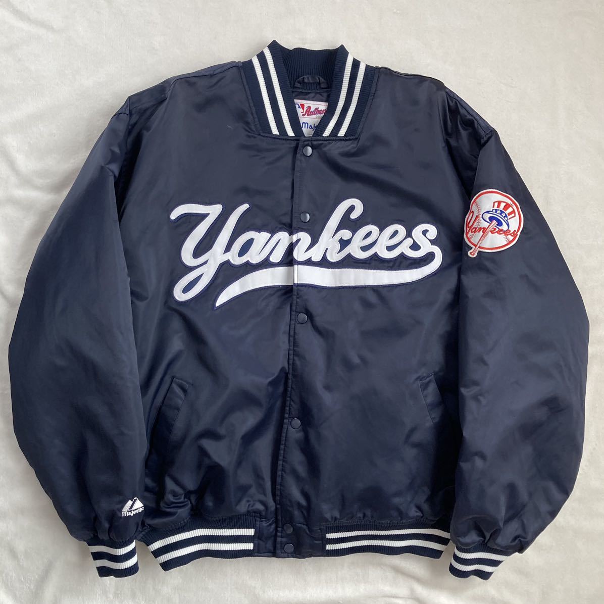 90s MAJESTIC 中綿 ナイロンスタジャン NY Yankees XL ヤンキース MLB ジャケット ブルゾン ニューヨークヤンキース