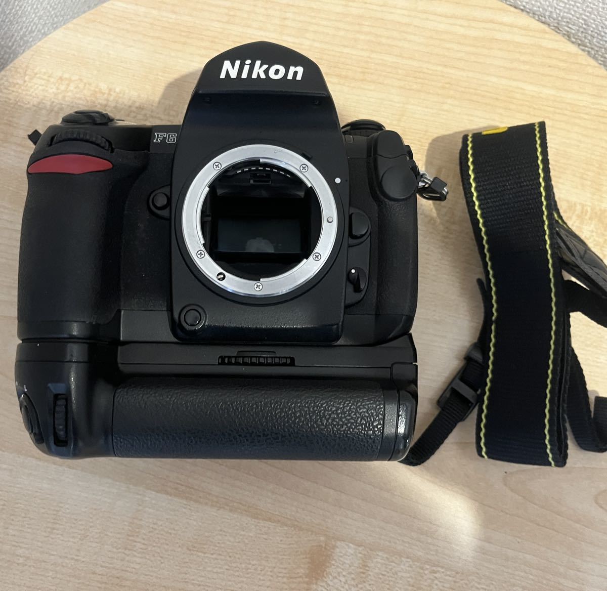 楽天総合1位受賞！ Nikon F6 フィルムカメラ 一眼レフ ボディ ニコン
