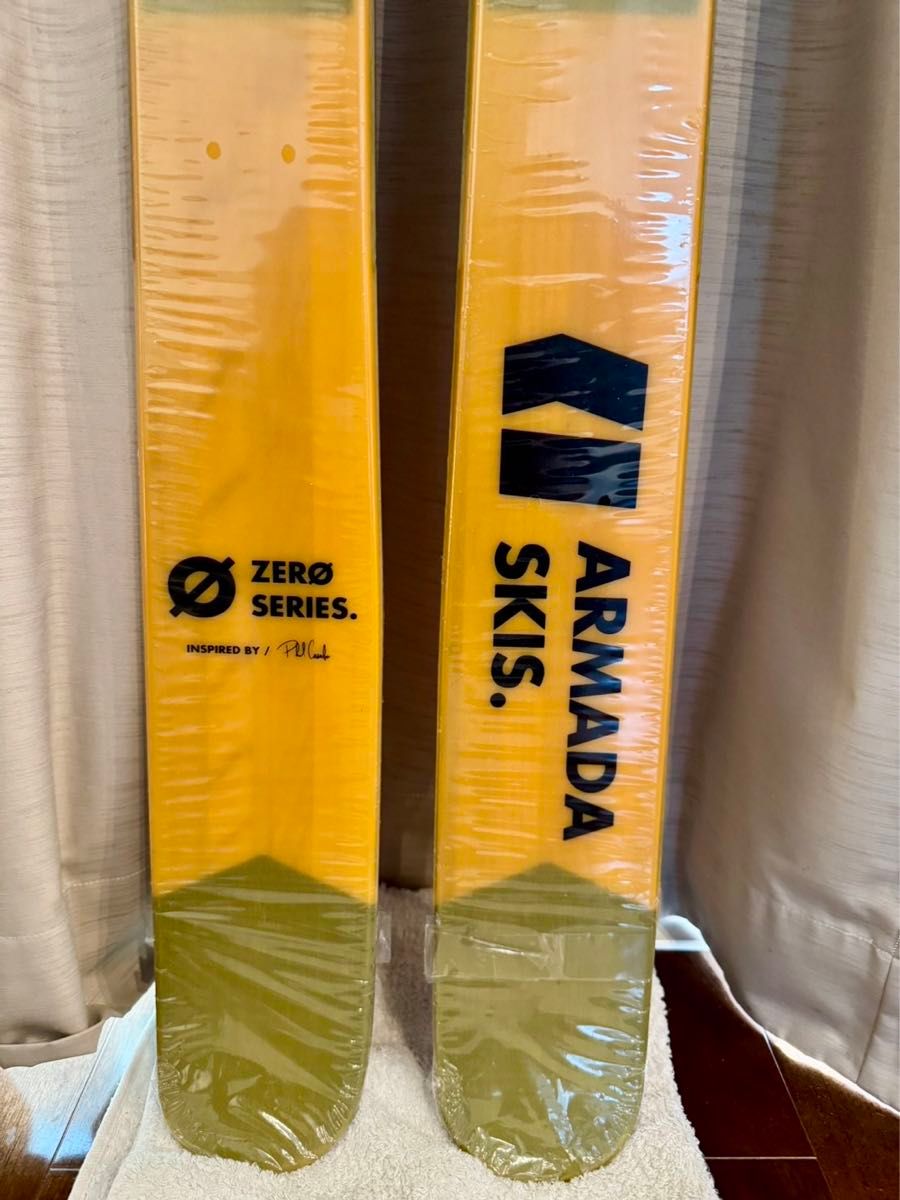 限定品新品未使用】ARMADAアルマダ ZERO Series BDOG EDGELESS 限定品新品未使用】ARMADAアルマダ ZERO Series BDOG EDGELESS
