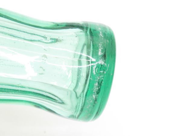 昭和レトロ ガラス瓶「1967年 コカ・コーラ COCA-COLA」1個 洗浄清掃済【タテ20cm×直径6cm】アンティーク インテリア 展示_画像9