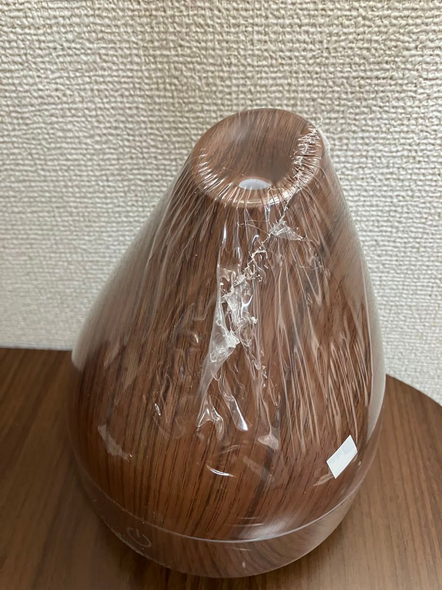 加湿器 アロマディフューザー アロマ加湿器 木目調 200ml 七時間連続運転 超音波式 アロマオイル対応