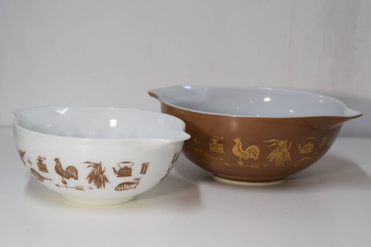 # PYREX Old Pyrex sinterela bowl 2 piece collection USED goods #