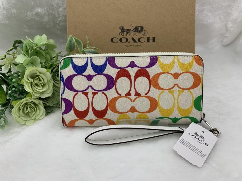 コーチ COACH 長財布 財布 レディース レインボー プレゼント 贈り物 ギフト ロング ジップ 新品 未使用 ファッション C4537 C210_画像3