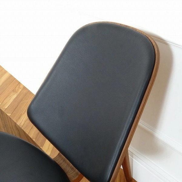 ★SELUNO★未使用アウトレット品 Carl Hansen & Son カールハンセン CH07 シェルチェア ウォールナット材オイル仕上げ 黒本革 50万 (北欧_画像10