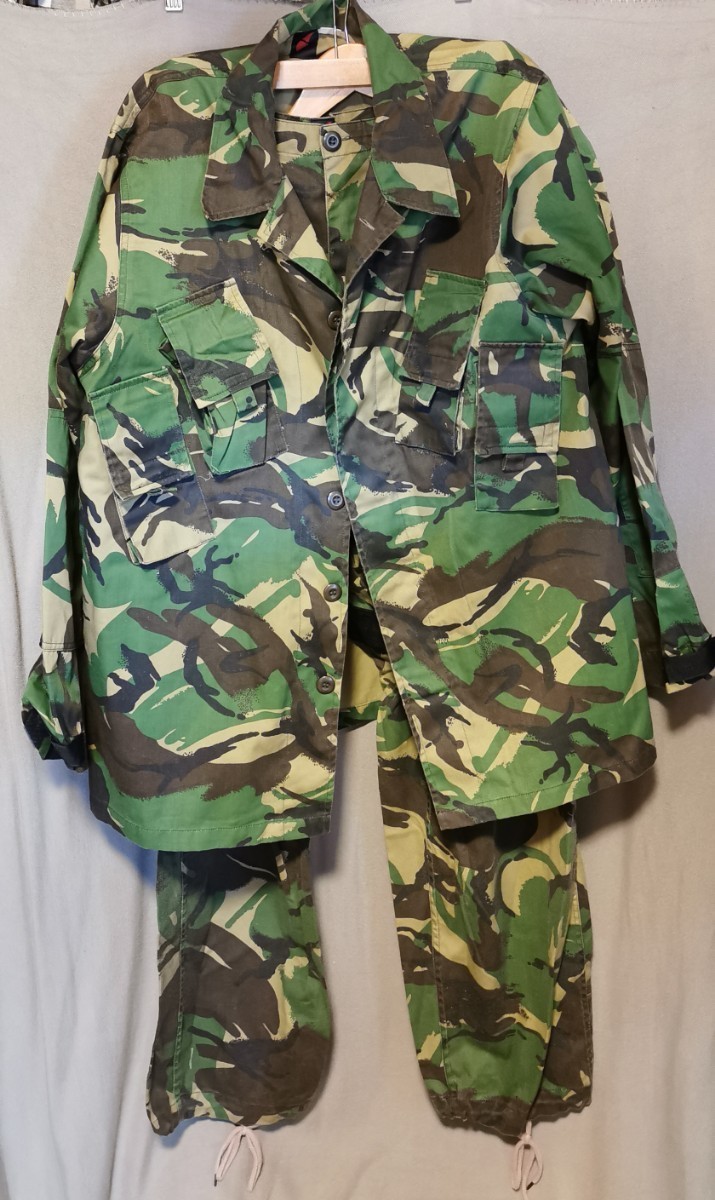 タイガーカモ セットアップ 戦闘服 上下セット ミリタリー 迷彩服 ARMY ジャケット メンズ 迷彩 L_画像1