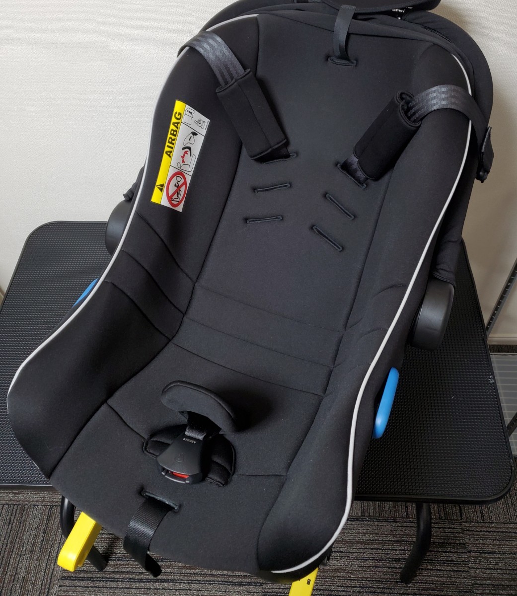 良品 アップリカ スムーヴ TS インファント カーシート＆専用ベース セット ISOFIX チャイルドシートの画像3