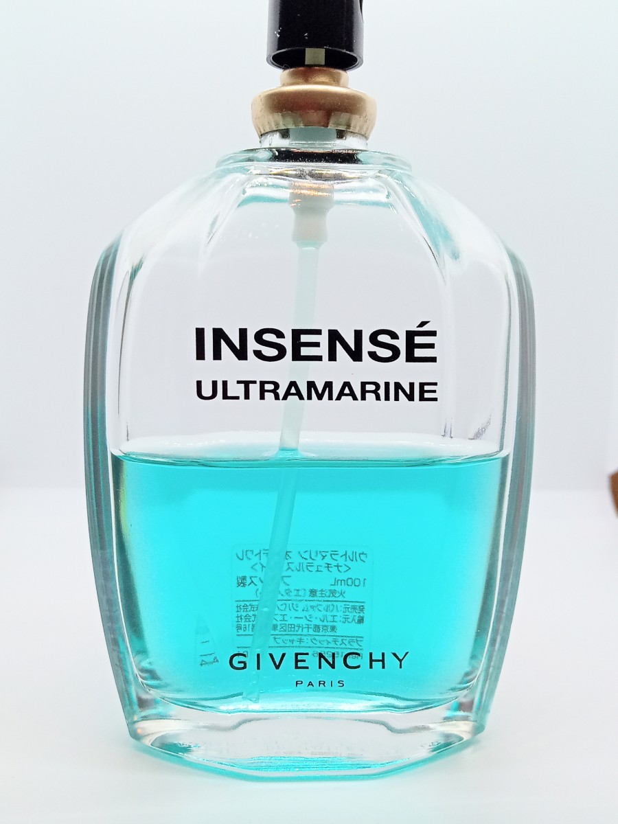 香水 GIVENCHY ジバンシー ウルトラマリン オーデトワレ ナチュラルスプレー フランス製 100ml 残量5割 蓋なし 現状品_画像1