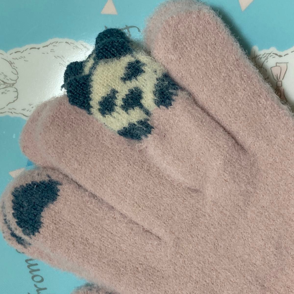 新品　パンダの手袋　小学3〜5年生くらいの方向け　　小学生　動物　暖かい　フリース　温かい　ハート　ピンク　女の子　手袋