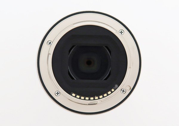 ◇【TAMRON タムロン】18-300mm F/3.5-6.3 Di III-A VC VXD ソニーEマウント用 B061 一眼カメラ用レンズ_画像4