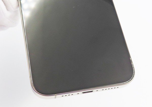 ◇美品【Apple】iPhone 15 Pro Max 256GB SIMフリー MU6R3J/A スマートフォン ナチュラルチタニウム バッテリー最大容量100％