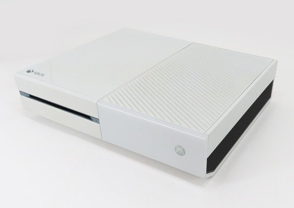 ♪○【Microsoft マイクロソフト】XBOX ONE本体 500GB_画像2