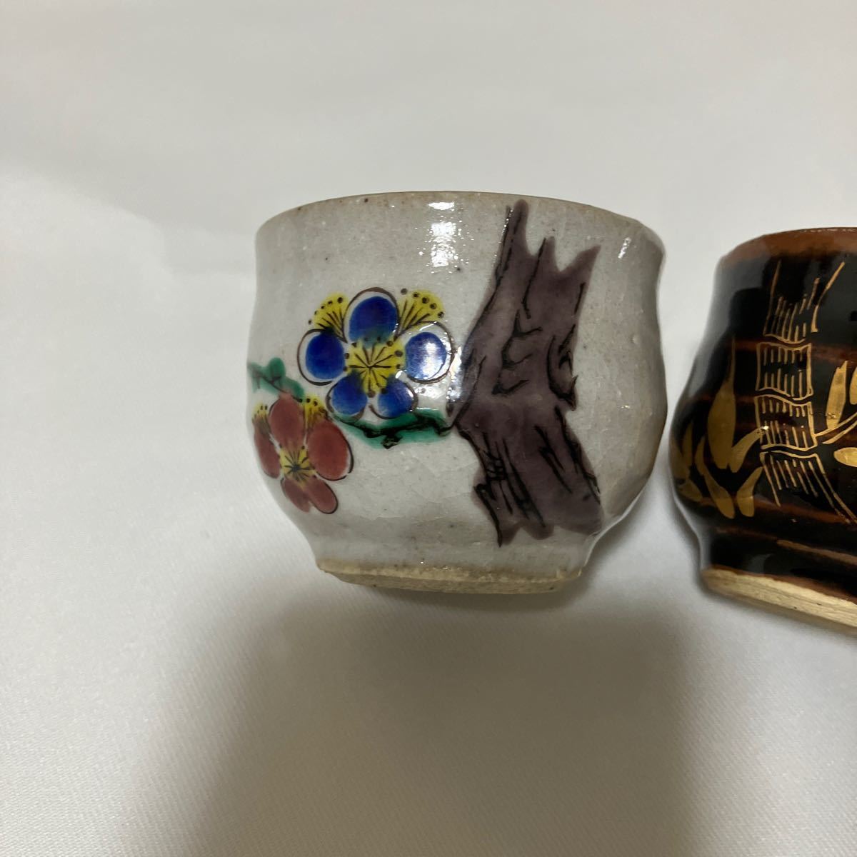 【中古】九谷焼 秋峰 酒器 ぐい呑 猪口 3つまとめ売り_画像2