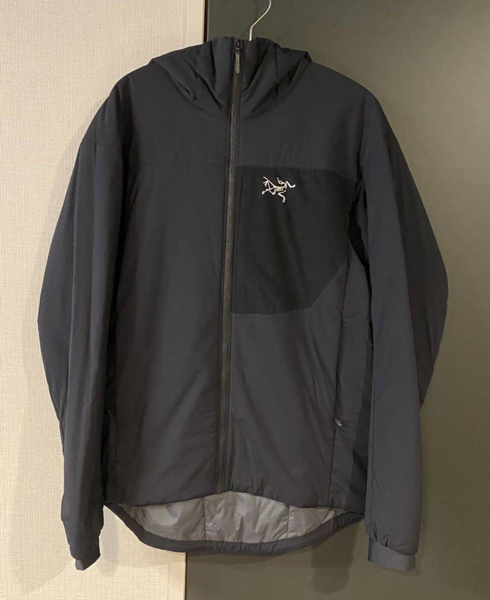 【美品】Arc’teryx proton lt hoody M ブラック アークテリクス プロトンLT フーディ CA#34438_画像1