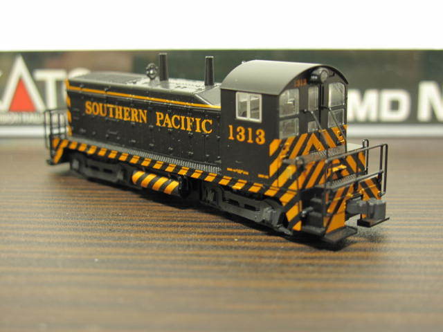 KATO EMD NW2 Southern Pacific ＃1313 アメリカ型ディーゼル機関車 176-4353_画像4