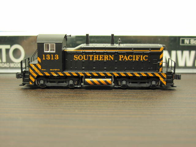 KATO EMD NW2 Southern Pacific ＃1313 アメリカ型ディーゼル機関車 176-4353_画像6