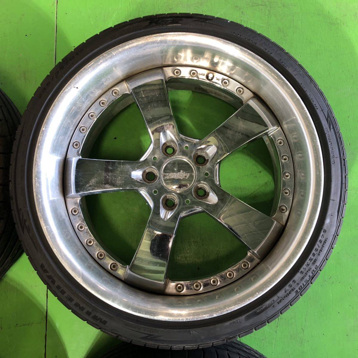 NT358 中古 ZAUBER ザウバー ホイール 19インチ +28 19インチ +32 PCD 114.3 タイヤ 225/35R19 245/35R19 【16系アリスト/30系セルシオ】_画像3