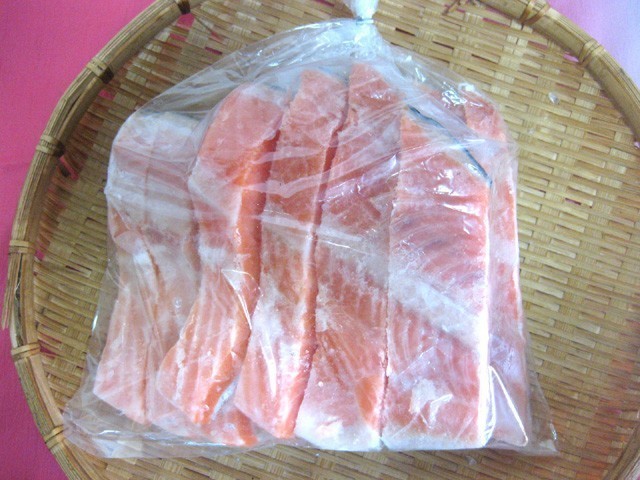 銀鮭 甘塩 切り身 1kg 袋入り 無添加の鮭_画像5