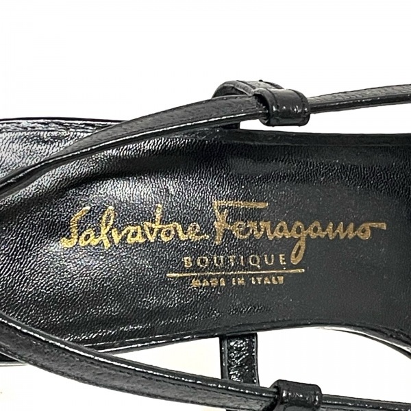 サルバトーレフェラガモ SalvatoreFerragamo サンダル 6D - レザー 黒 レディース ガンチーニ 靴_画像5