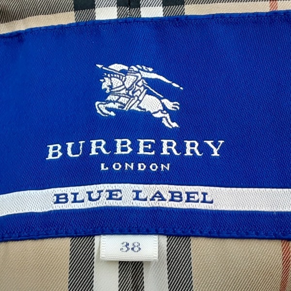 バーバリーブルーレーベル Burberry Blue Label サイズ38 M - 黒 レディース 長袖/フォックス/キルティング/中綿/冬 コート_画像3