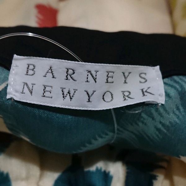 バーニーズ BARNEYSNEWYORK チュニック サイズF - ベージュ×イエローグリーン×マルチ レディース クルーネック/半袖/花柄 ワンピース_画像3