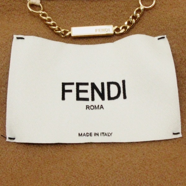 フェンディ FENDI サイズ38 S FF8941 W18 - ライトブラウン レディース 長袖/カシミヤ/ミンク/ドロスト/冬 コート_画像3