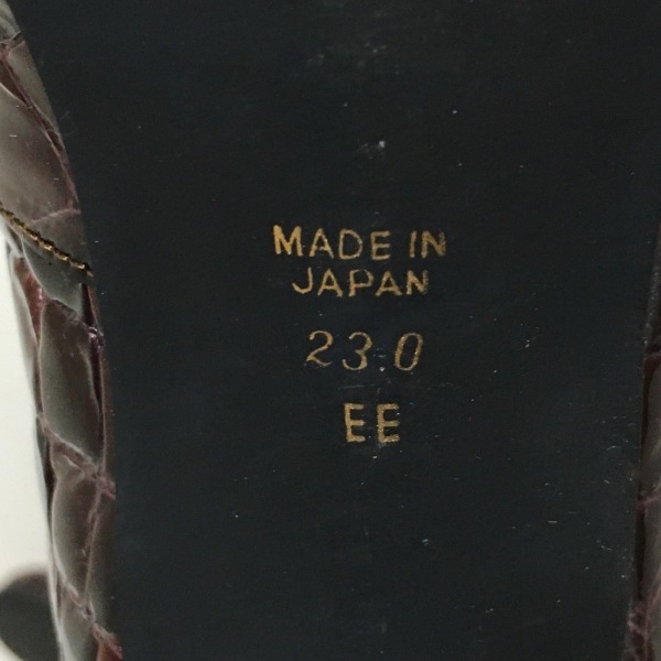 コッコフィオーレ COCCO FIORE パンプス 23EE - エナメル（レザー） ボルドー レディース 型押し加工 美品 靴の画像6