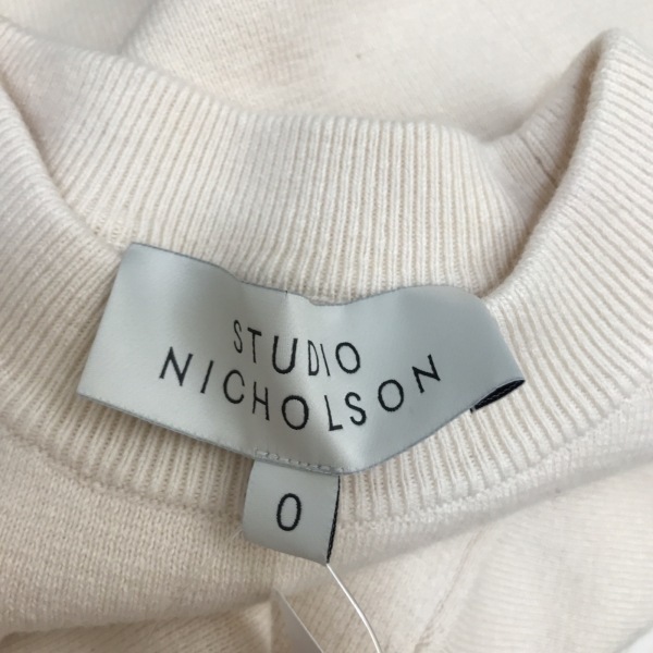 スタジオニコルソン STUDIO NICHOLSON 長袖カットソー サイズ0 XS - アイボリー レディース クルーネック/ニット トップス_画像3