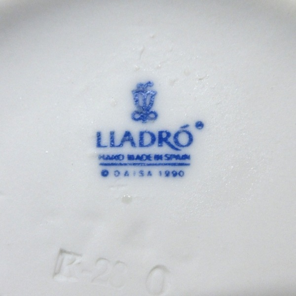 リヤドロ LLADRO - 陶器 ライトブルー×ピンクベージュ×マルチ 置物/K-28/私のことも忘れないで/ネコ 美品 小物_画像3