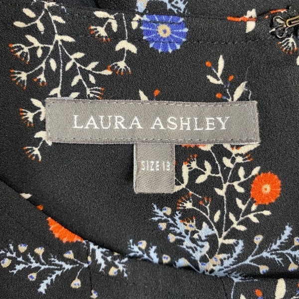 ローラアシュレイ LAURAASHLEY サイズ13 L - 黒×レッド×マルチ レディース クルーネック/長袖/ロング/花柄 ワンピース_画像3