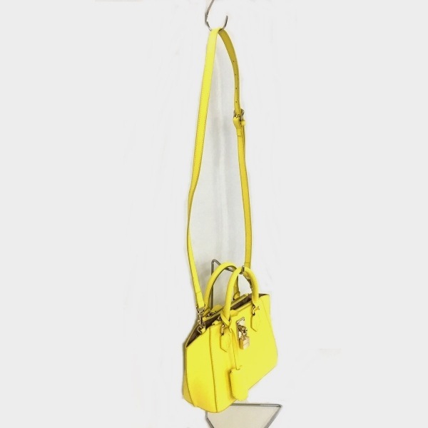  Samantha Thavasa small cho chair Samantha Thavasa Petit Choice handbag imitation leather yellow bag 