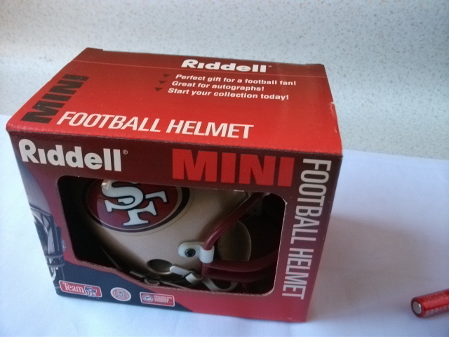 希少　Riddell アメリカンフットボール　SAN FRANCISCO 49ERS Size 3 5/8 ミニチュア ヘルメット　フイギュア