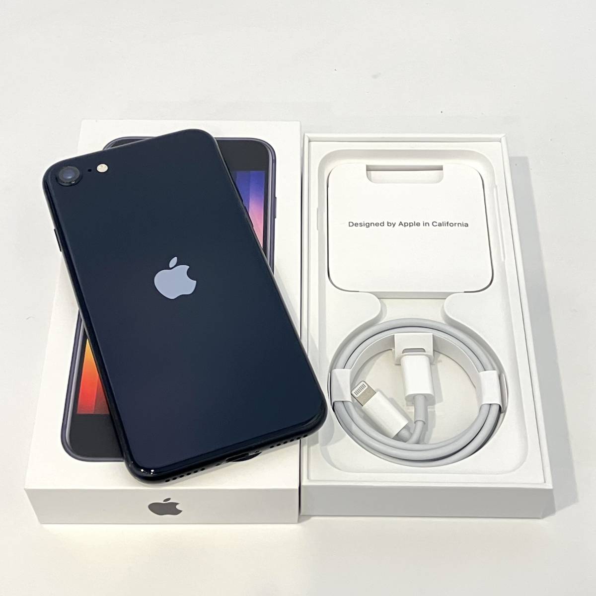 特売 【中古】SIMフリー 第3世代 iPhone SE 3 64GB ミッドナイト 利用