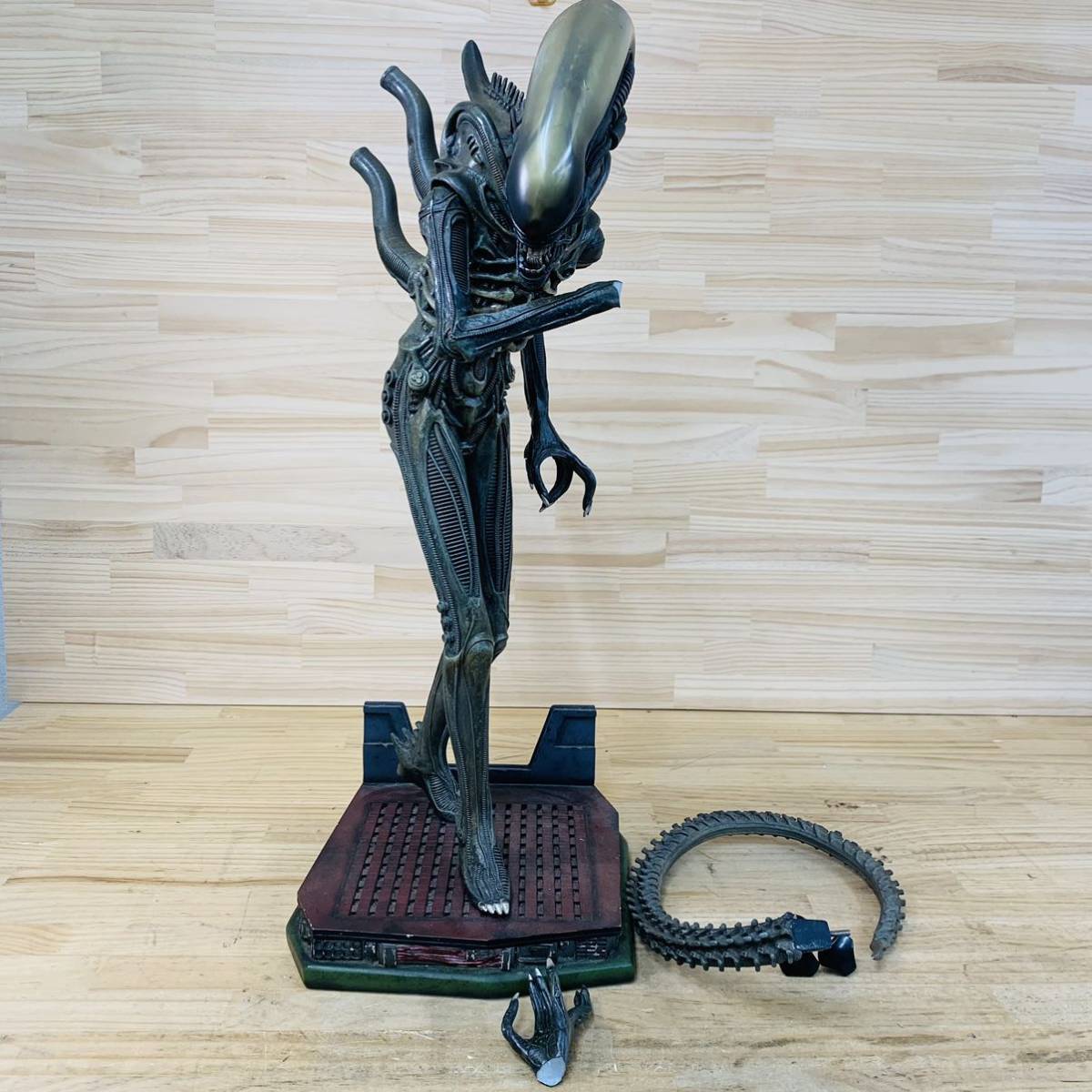 Yahoo!オークション - ZZ35897-1000 ALIEN BIG CHAP SIDESHOW Yahoo!オークション - ZZ35897-1000 ALIEN BIG CHAP SIDESHOW