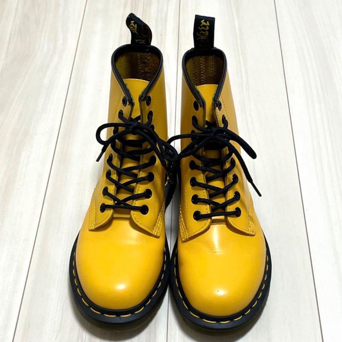 Dr Martens ドクターマーチン 8ホール ブーツ イエロー UK3 Dr Martens ドクターマーチン 8ホール ブーツ イエロー UK3