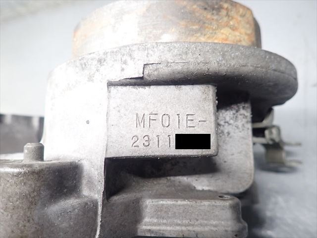 εES27-140 ホンダ フュージョンX MF02 FUSION 平成15年式 エンジン クランクケース 左 破損無し！_画像7