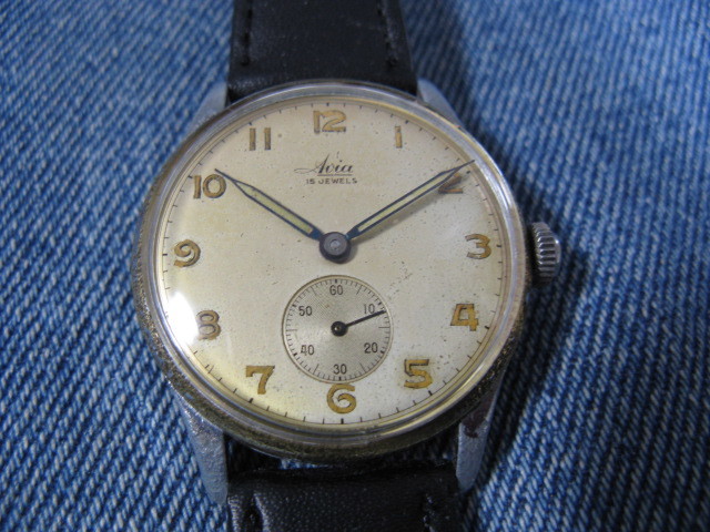 1950年代 AVIA 33mm ミリタリー アンティーク手巻腕時計 稼働品 注油済み _画像2