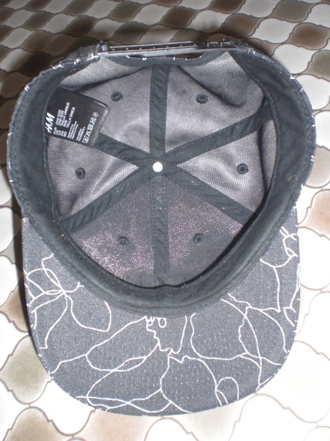 H&Mエイチアンドエム キャップ 帽子 黒白柄 US ONESIZEの画像8