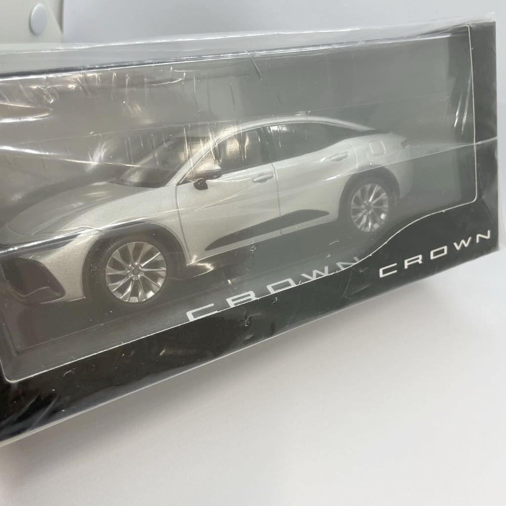 【未開封】トヨタ 新型クラウン CROWN プレシャスシルバー カラーサンプル ミニカー ダイキャスト 銀_画像5