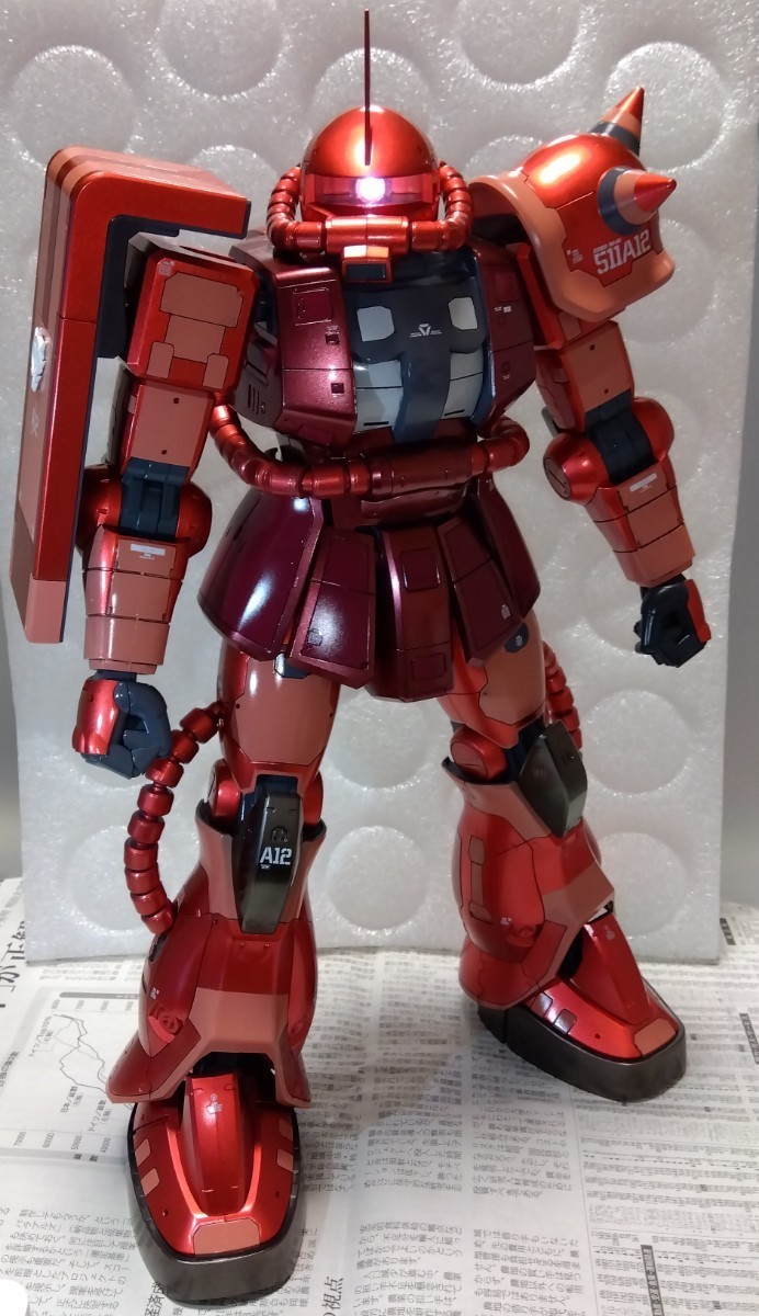 BANDAI バンダイ 機動戦士ガンダム メガサイズモデル 1/48 MS-06S シャア・アズナブル専用 ザクII ZAKUⅡ 全塗装改修完成品_画像2