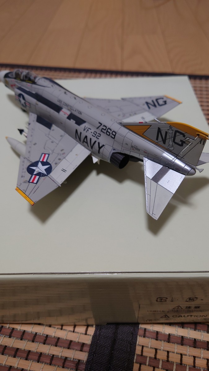 Air Commander(エアコマンダー)　ヘビーメタルコレクション 1/72スケール F-4JファントムII VF-92　シルバーキングス_画像2