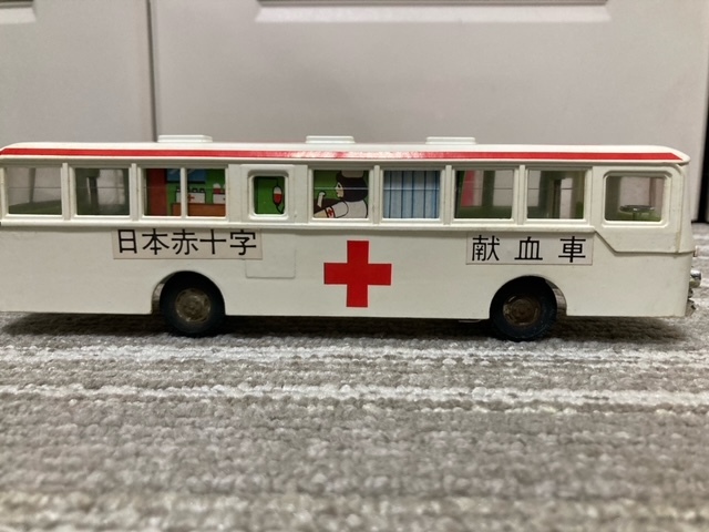 ヨネザワ ダイヤペット 日本赤十字献血バス_画像4