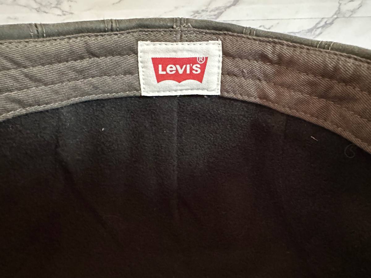 【未使用品】56A お洒落★Levi's リーバイス ハンチング 帽子 CAP お洒落なコーティング素材で内部は暖かフリース素材♪《SIZE 57㎝位》_画像8