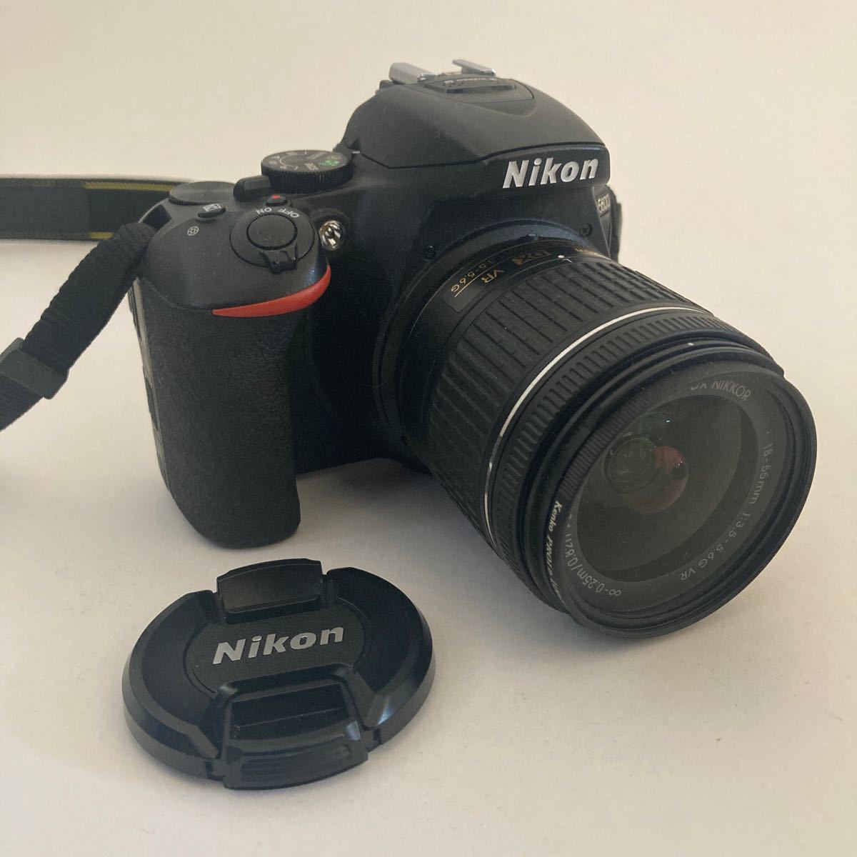 Nikon ニコン D5600 デジタル 一眼レフカメラ 本体 ボディ レンズ_画像2