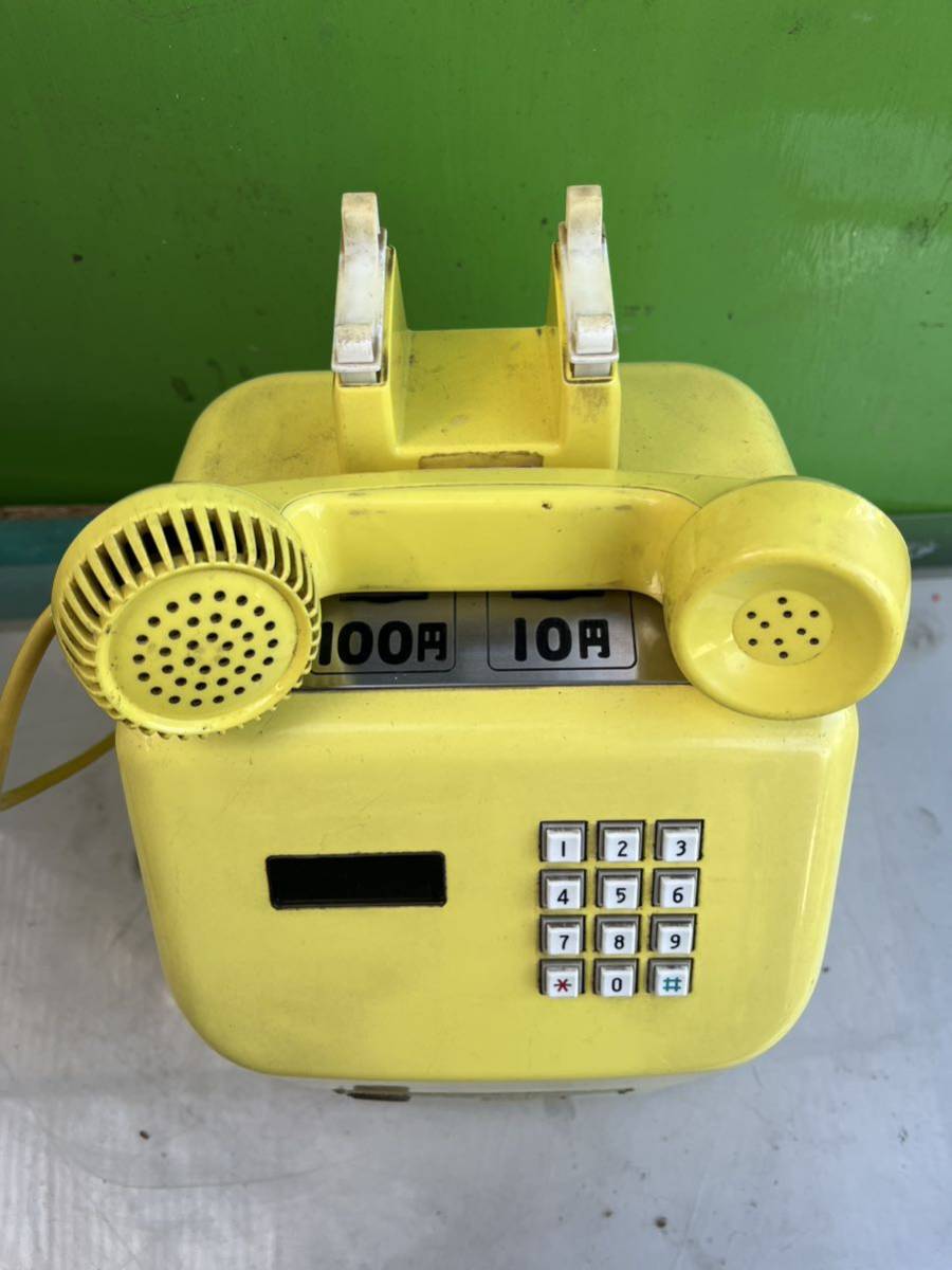 * public telephone yellow telephone telephone Showa Retro that time thing interior junk *