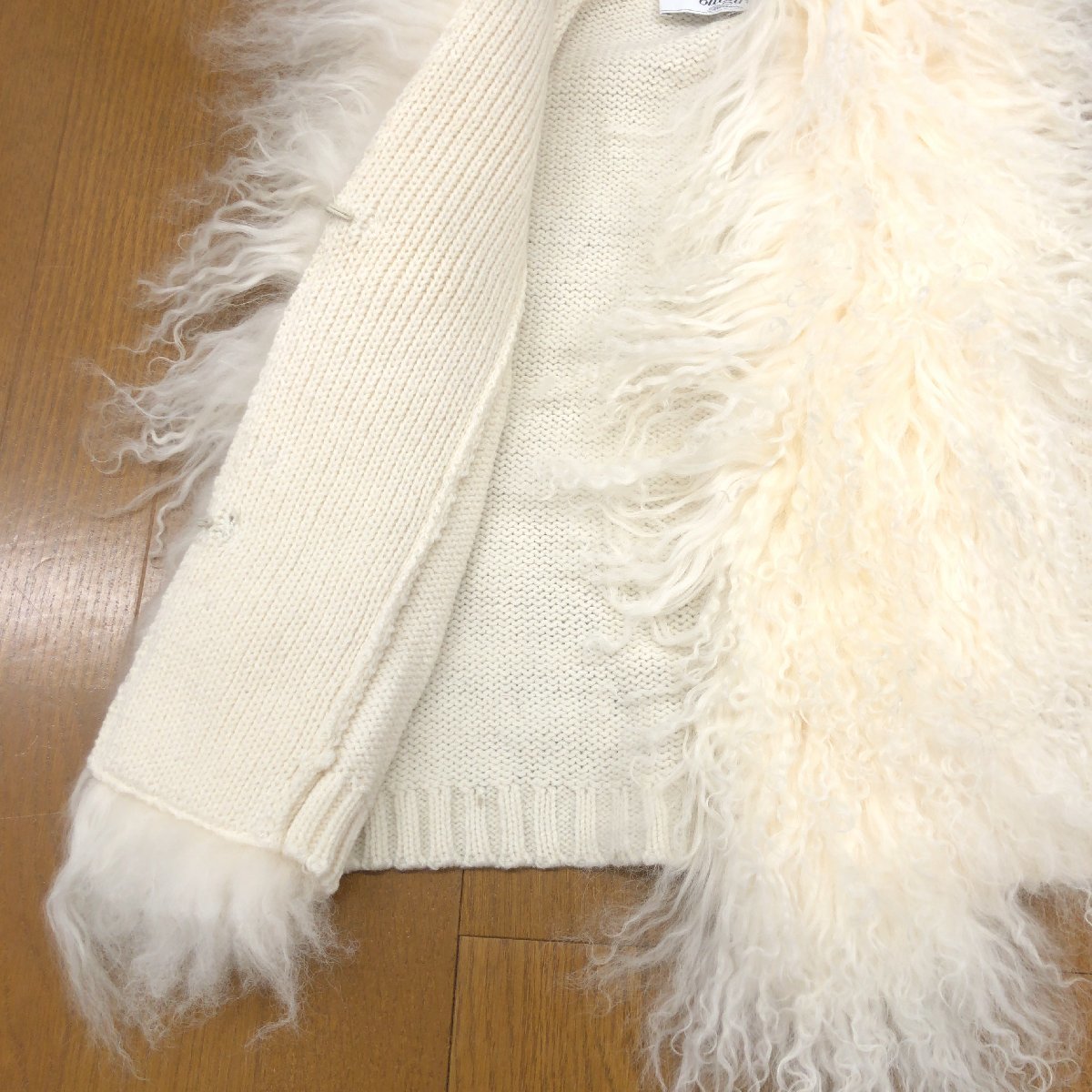 ●美品 Blugirl ブルーガール チベットラムファー ニット ベスト 38(M相当) 白 ホワイト 羽織り ジャケット 毛皮 リアルファー 国内正規品_画像5