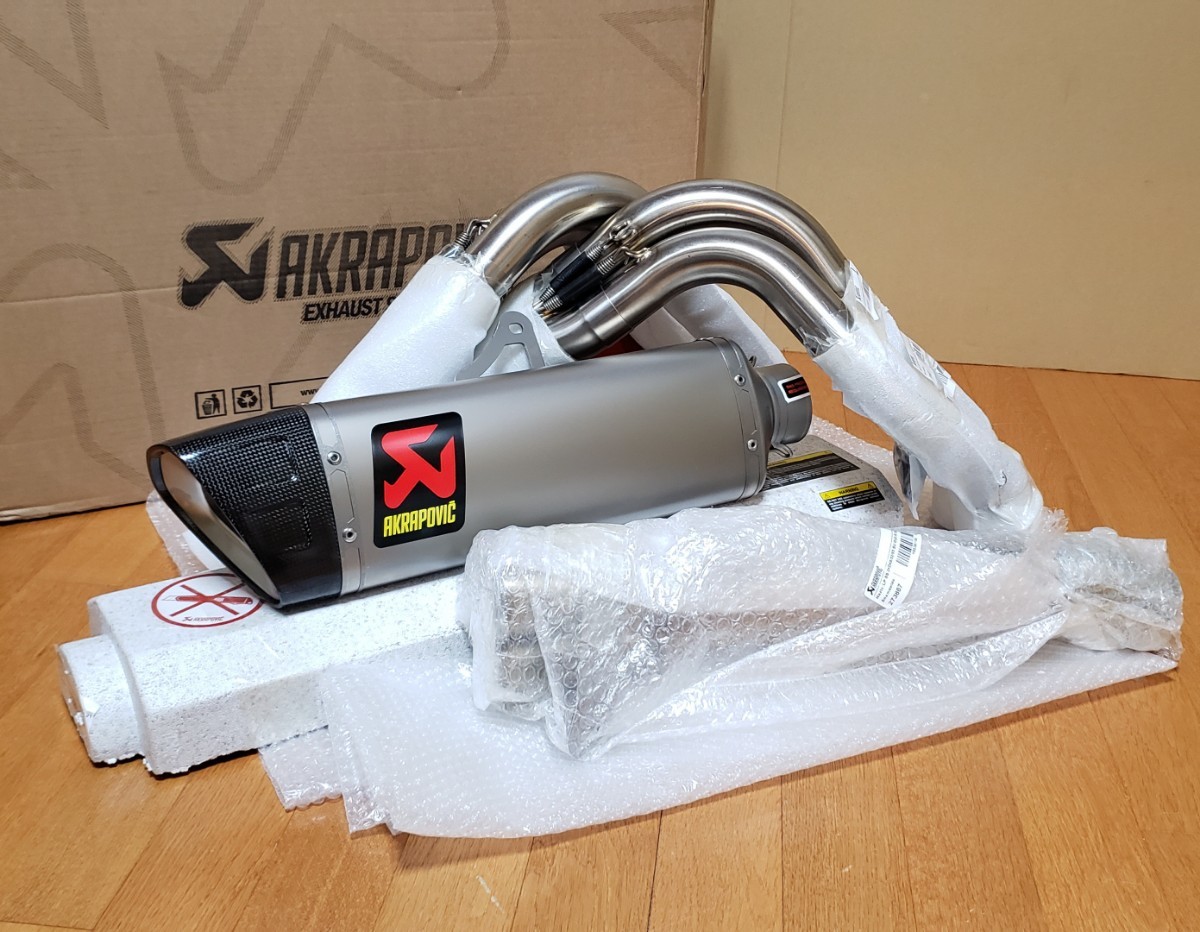 AKRAPOVIC|レーシングライン│HAYABUSA(21-23)│フルエキ AKRAPOVIC|レーシングライン│HAYABUSA(21-23)│フルエキ