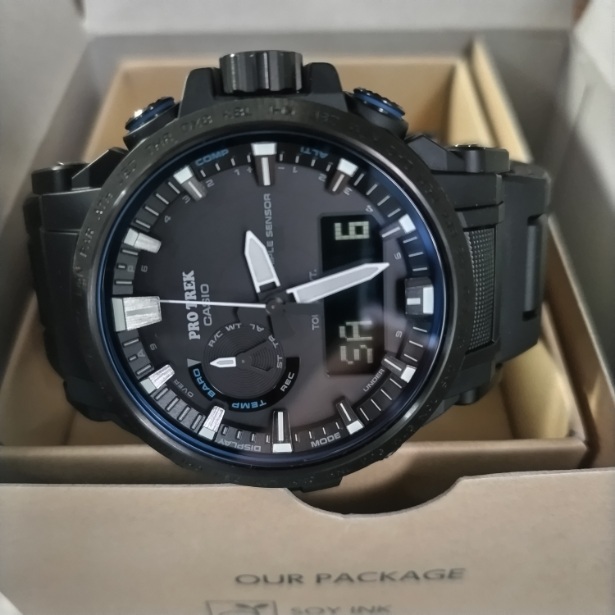 極美品 CASIO PROTREK Climber Line PRW-61シリーズ エコ素材採用 電波ソーラー搭載モデル（PRW-61FC-1JF）_画像4